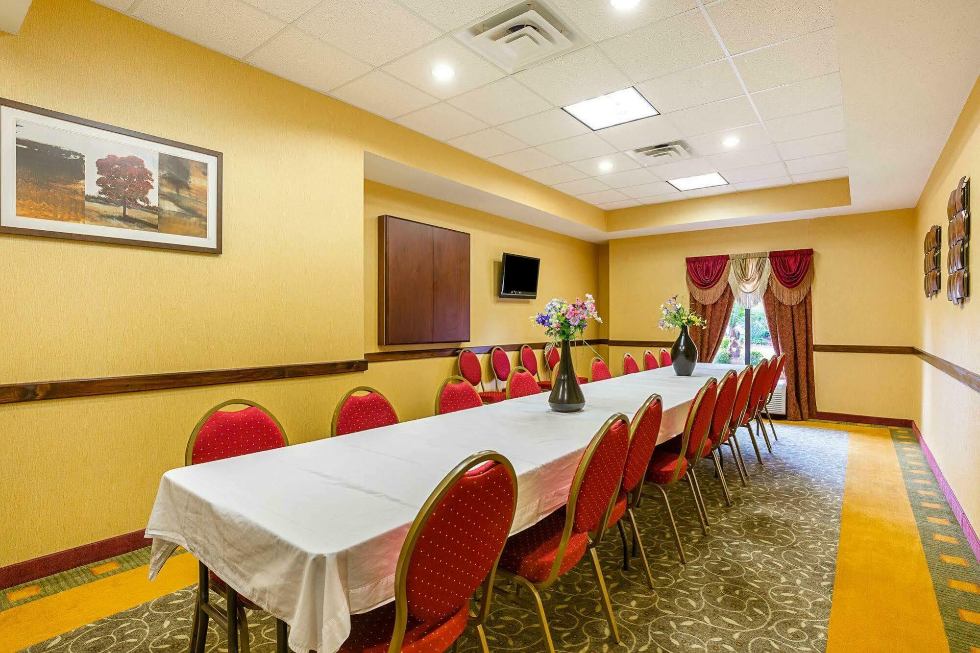 Comfort Inn & Suites Port Arthur-Port Neches Экстерьер фото